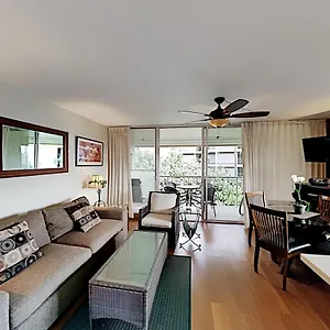 https://kai-nani-340.hotelsinhawaii.org