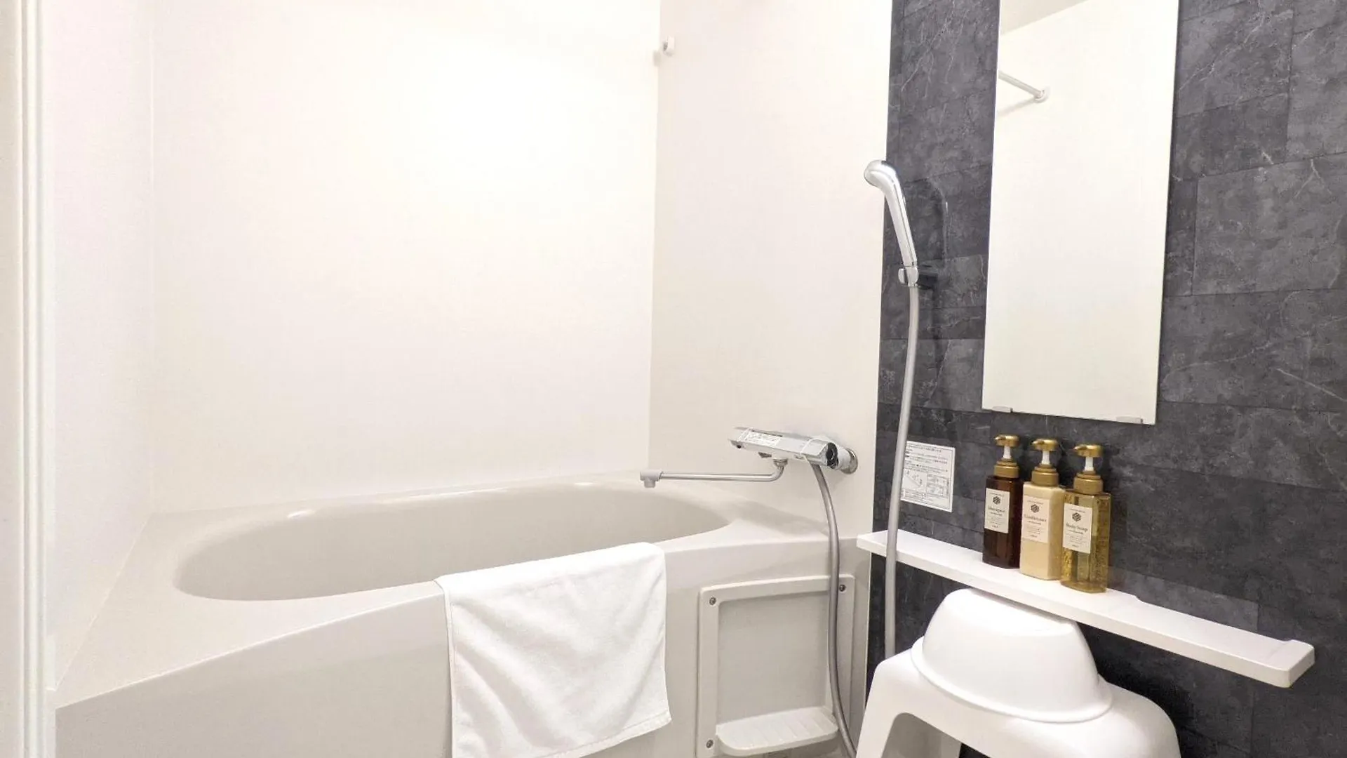 Eslead Hotel Osaka Nipponbashi