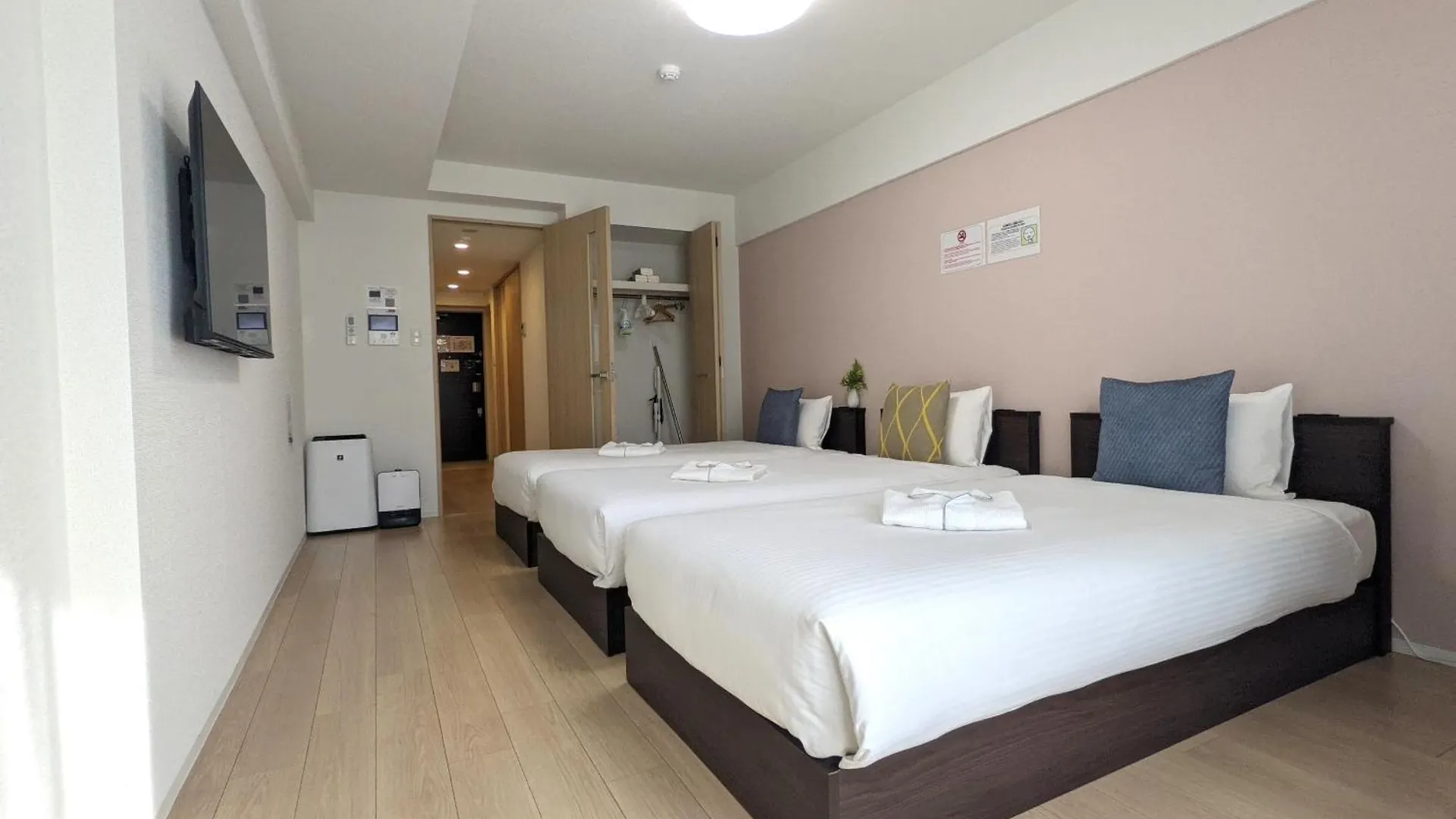 Eslead Hotel Osaka Nipponbashi Apartman